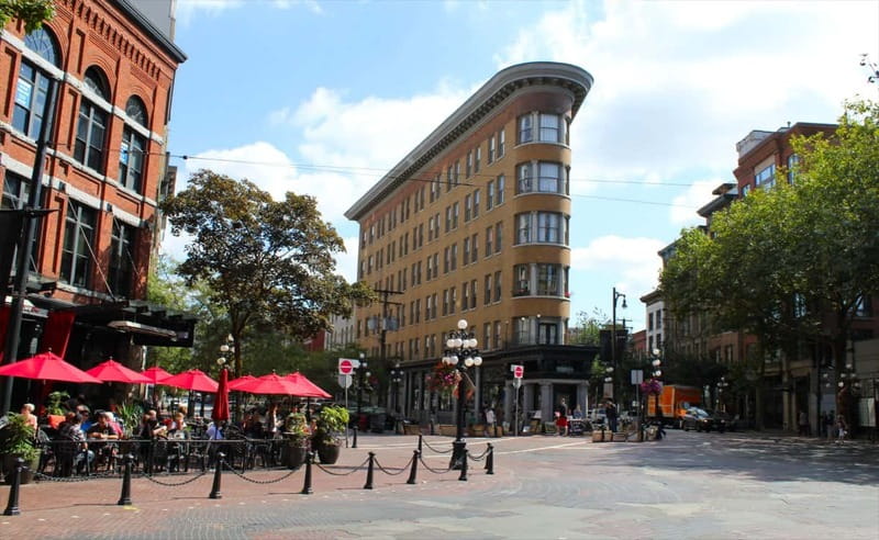 Vancouver Highlights 4-Hour Private Tour - Gastown’s Steam Clock and the Old Downtown Core