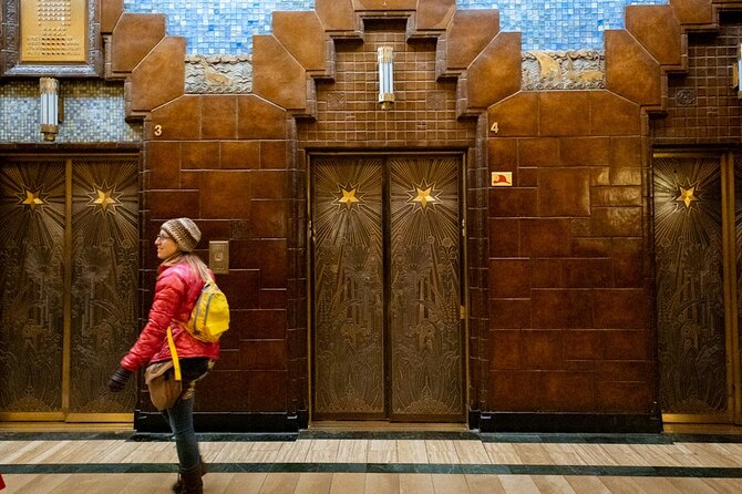 Vancouver Holiday History and Hot Chocolate Tour - Gingerbread Lane at the Hyatt Regency