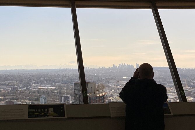 Vancouver Lookout Admission Ticket - The glass elevator ride to 553 feet
