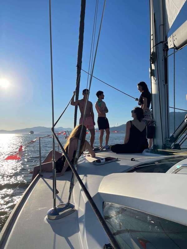 Vancouver: Mosquito Creek and English Bay Sailboat Cruise - Who will enjoy this sailing trip most?