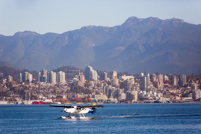Vancouver Panorama Scenic Seaplane Tour - West toward Horseshoe Bay and Bowen Island