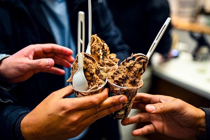 Vancouver Private Food Tour – Taste 6+ Local Dishes & Fresh Sushi - The guides can make or break the afternoon