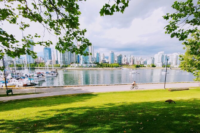 Vancouver Private Tour: Highlights & Hidden Gems with a Local - Murals, coffee, and small-batch breweries