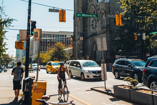 Vancouver Private Tour: Highlights & Hidden Gems with a Local - Granville Island for local food and market browsing