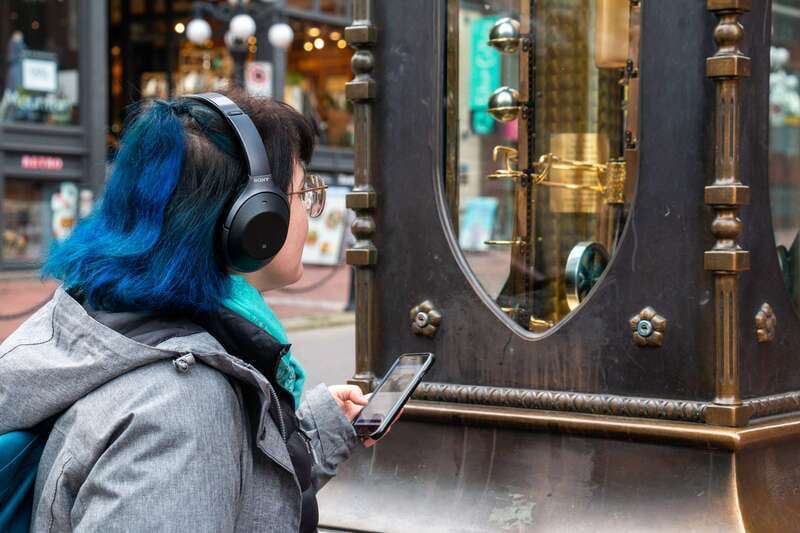Vancouver: Self-Guided Smartphone Walking Tour of Gastown - Why Gastown Works Best as a Walking Story