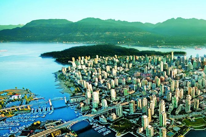 Vancouver Sightseeing and Suspension Bridge Small Group Tour - Walking, weather, and comfort