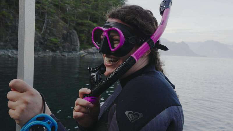 Vancouver: Snorkeling Seals Kayaking Scenic Boat Tour - Reaching the seals without a hard workout