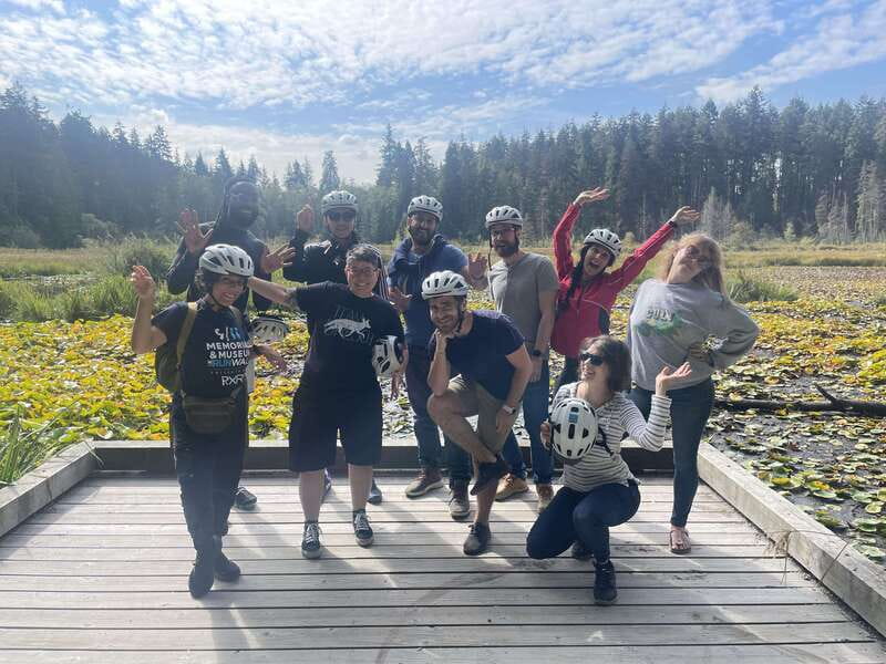 Vancouver: Stanley Park Bike Tour | E-Bike Upgrade Avail. - Lighthouses, bridge views, and the park’s edges