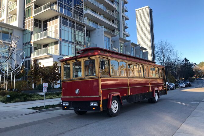 Vancouver Sunset and City Lights Trolley Tour - Prospect Point and the Lions Gate Bridge view