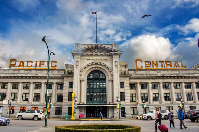 Vancouver to Victoria - Coach Bus Transfer - Who gets the most from this transfer