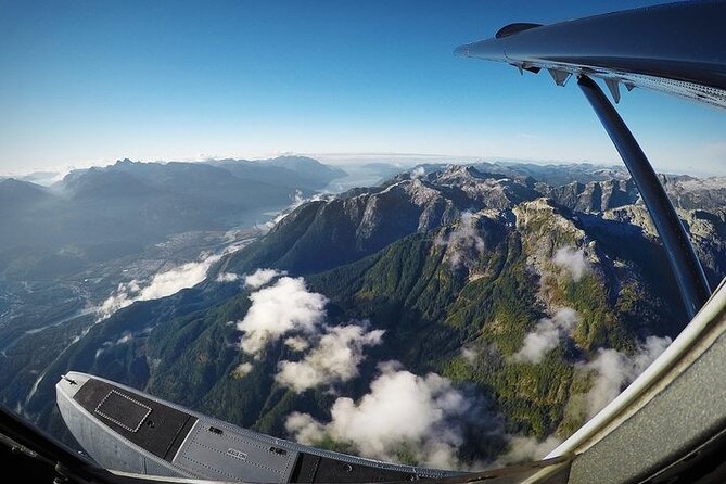 Vancouver to Victoria Seaplane Adventure & Return via Bus & Ferry - What the final Vancouver transfer is really like