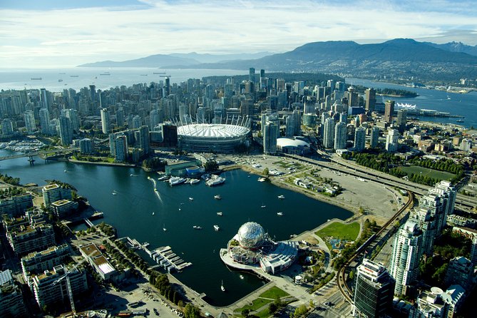 Vancouver Tour: Stanley Park, Granville Island & Capilano Bridge - Canada Place and the city’s waterfront