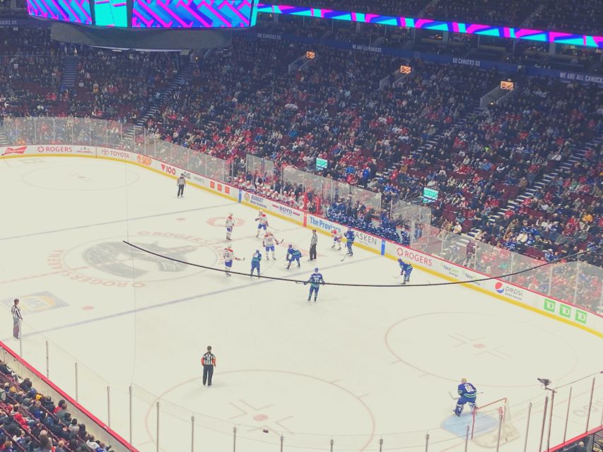Vancouver: Vancouver Canucks Ice Hockey Game Ticket - What the crowd and game atmosphere are like