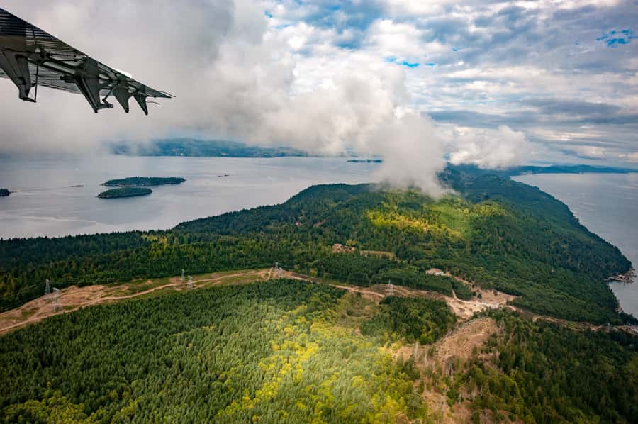 Vancouver: Victoria Seaplane Tour with Return Bus and Ferry - Who will enjoy this day most