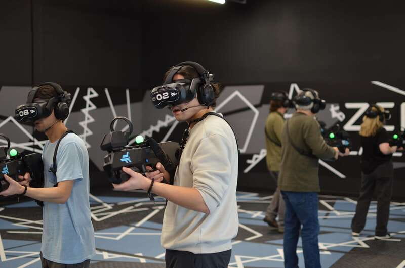 Vancouver: Virtual Reality by Zero Latency - Outbreak - Photos, videos, and the part after play