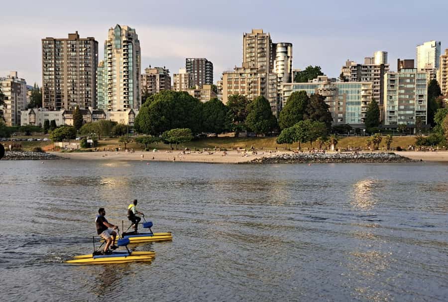 Vancouver: Water Bike Rental in False Creek - Why the one-hour format works