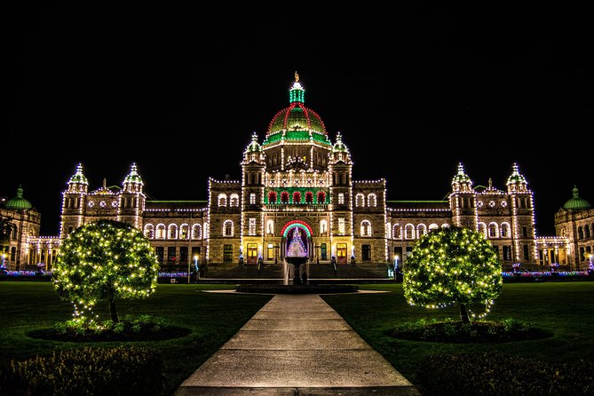 Victoria and Butchart Gardens Christmas Tour - Who should choose this tour?