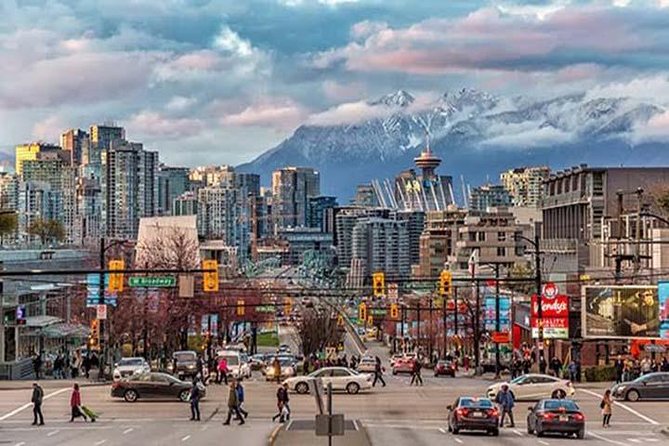 Welcome to Vancouver - Private Tour - Waterfront views and the route to Granville Island