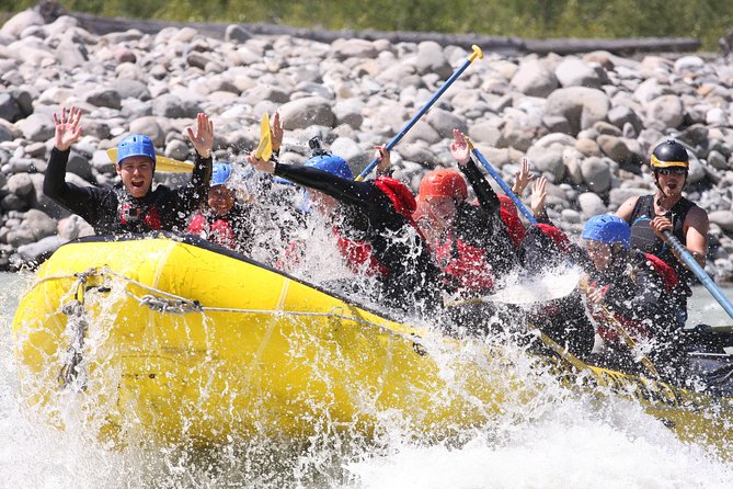 Wet and Wild Elaho Exhilarator Rafting - The main rapids and the calm water between them