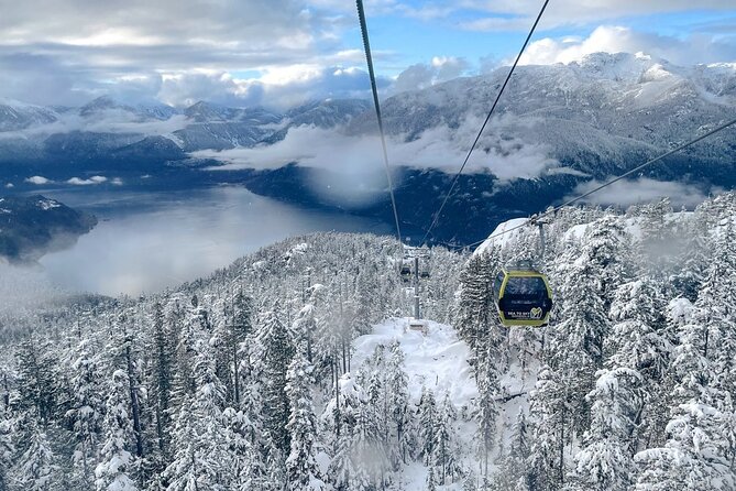 Whistler 1-Day Tour from Vancouver (Chn&Eng) - Horseshoe Bay starts the day beside Howe Sound